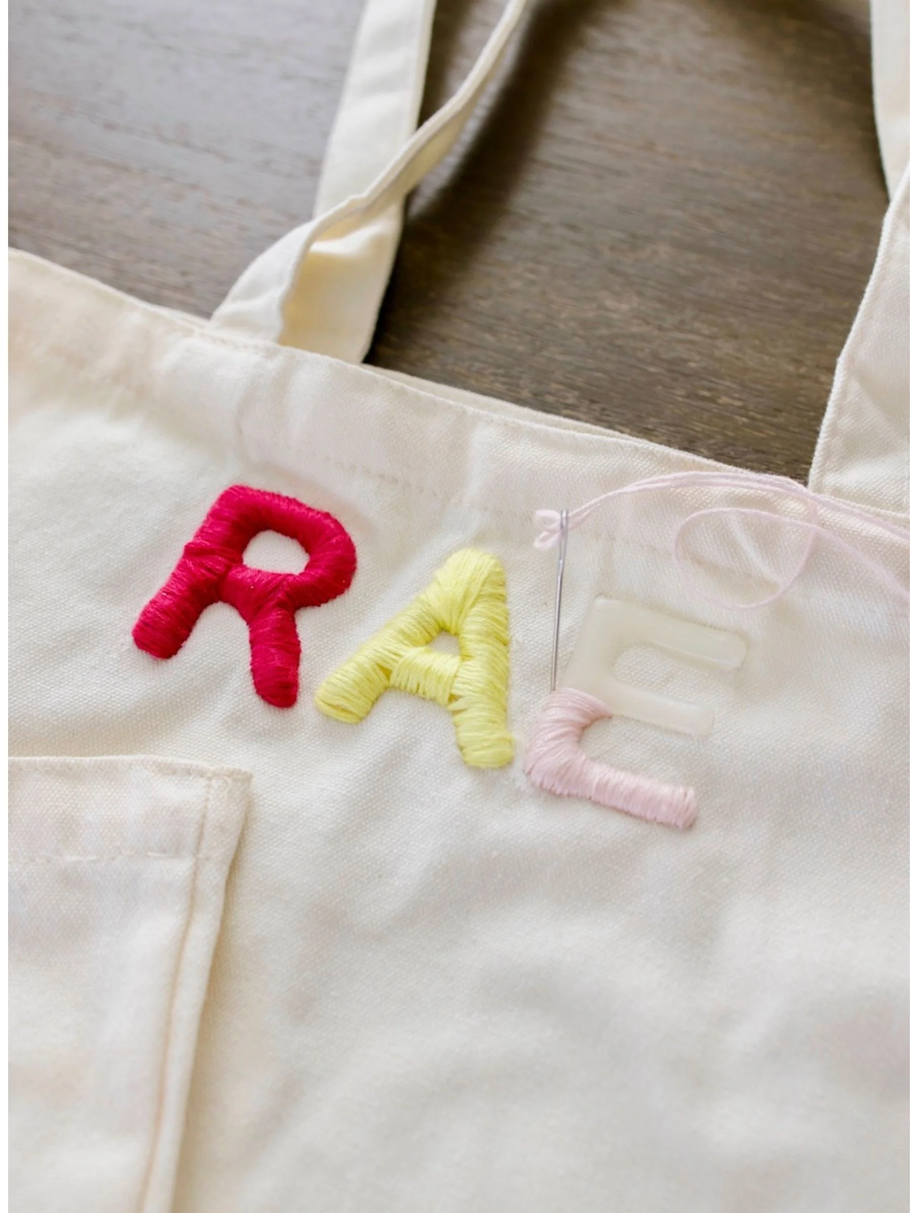 Bubble Letter Embroidery Tote | Kit - Image 3